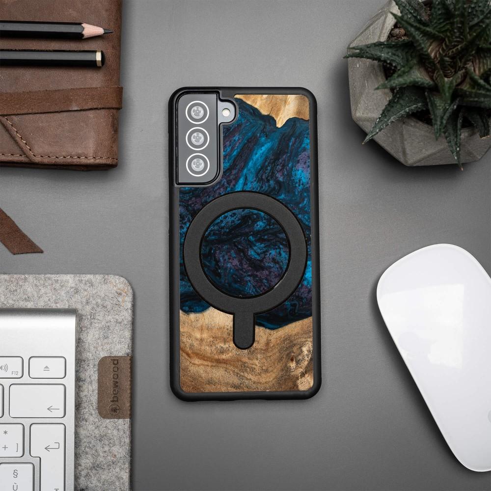 Bewood Unique case for Samsung Galaxy S21 FE - Planets - Neptune with MagSafe