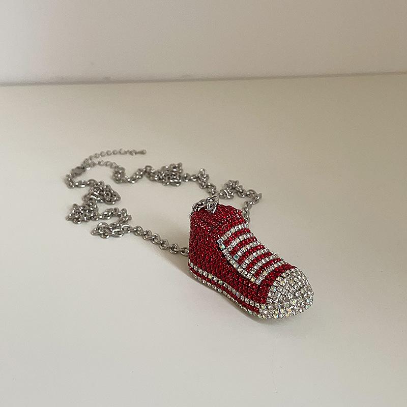 

Изящная вспышка, полная бриллиантовая холщовая обувь, кулон, ожерелье, женский нишевый дизайн, чувство уникальной индивидуальности, изысканная универсальная цепочка на шею, цепочка на свитер