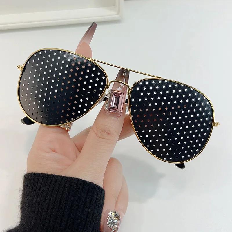 

New Vintage Sunglasses Women Fashion hip-hop Pinhole Micro hole Glasses Vision Care Ophthalmology Correction Eyewear золотой