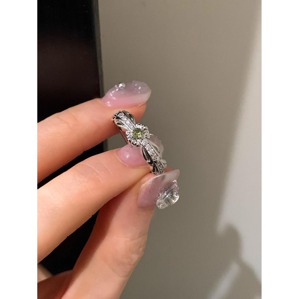 Hochwertiger koreanischer Ring mit grünem Zirkonia für Damen Perfekt für stilvolle Fingermode
