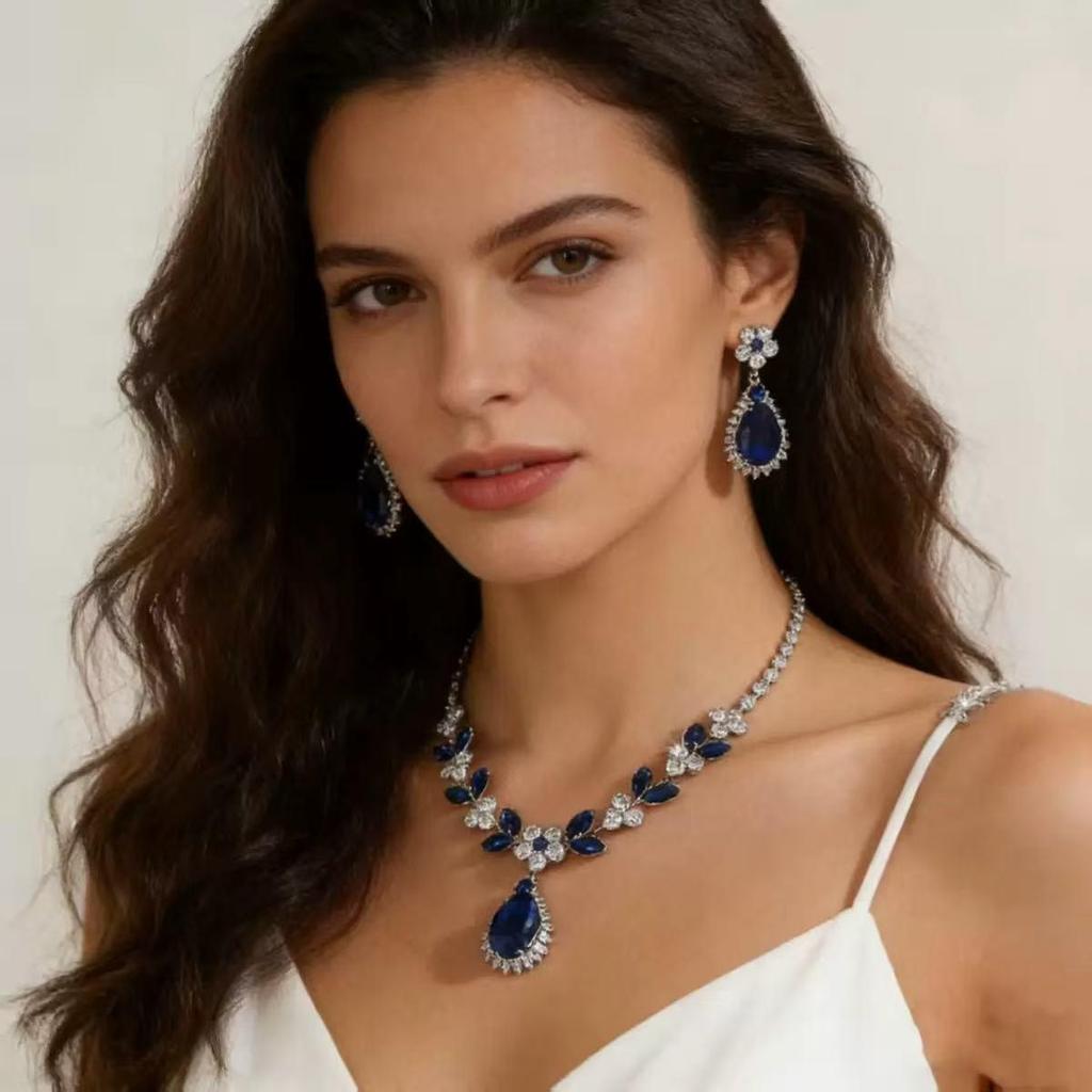 Sparkling Diamond Bridal Necklace & Earrings Set for Wedding and Evening Dress