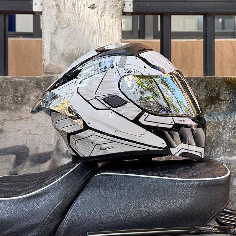 Motorcycle Helmets Men's and Women's Uncovered Helmets Winter Locomotive Helmets Four Seasons Bluetooth Riding