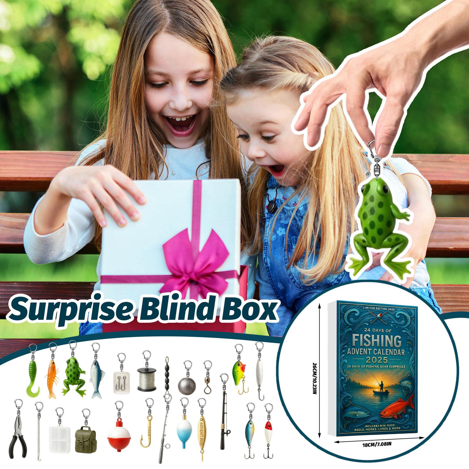 

Календарь обратного отсчета включает 24 подарка, календарь обратного отсчета и брелок-сюрприз. One Size