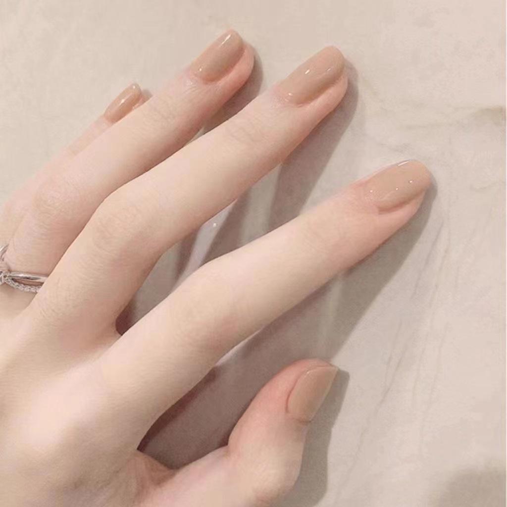 

Прозрачный ледяной быстросохнущий нюдовый лак для ногтей: Водостойкий, Не выцветающий, Отбеливающий, Не скатывающийся для студентов и тех, кто ездит на работу.