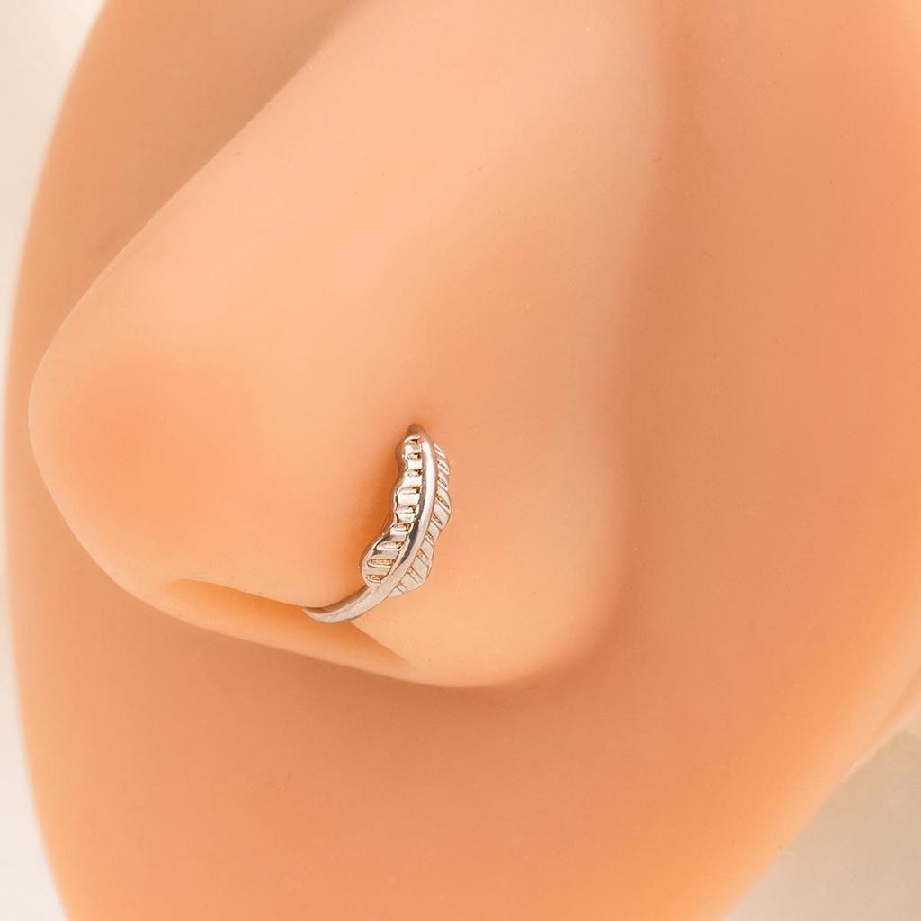 Europäisch-amerikanischer Nasenring mit Blatt- und Blumenmotiv und Diamanteinlage – elegant, kreativ, ohne Piercing.