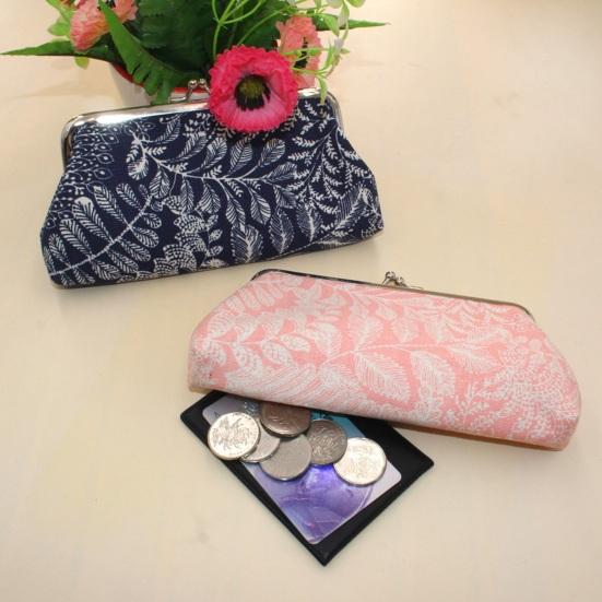 Coin Purse with Kiss-lock Closure
