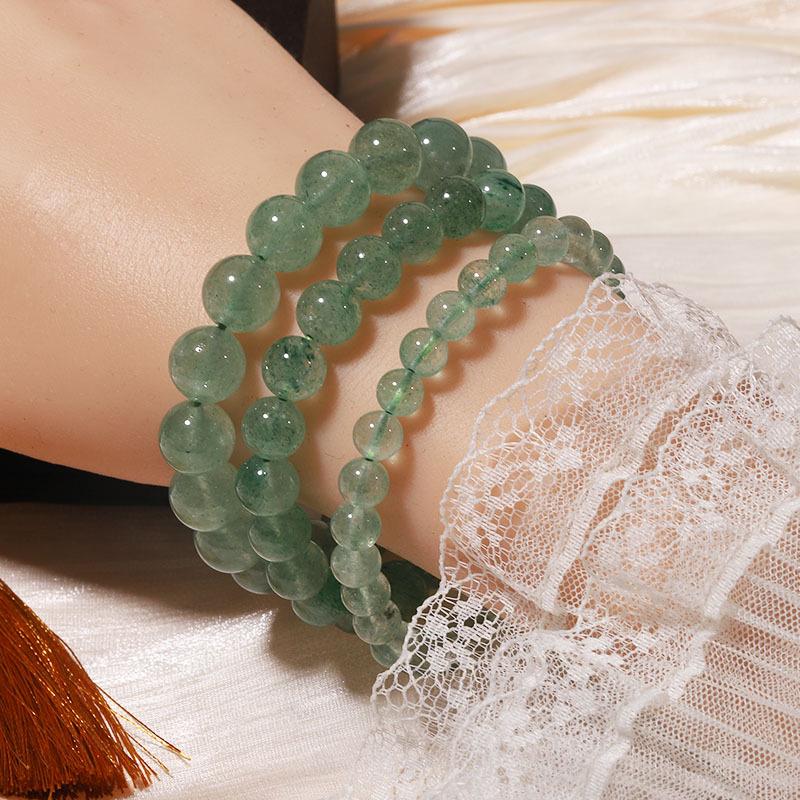 Women's Pink Natural Strawberry Crystal Bracelet - Ice Type Beaded Jewelry