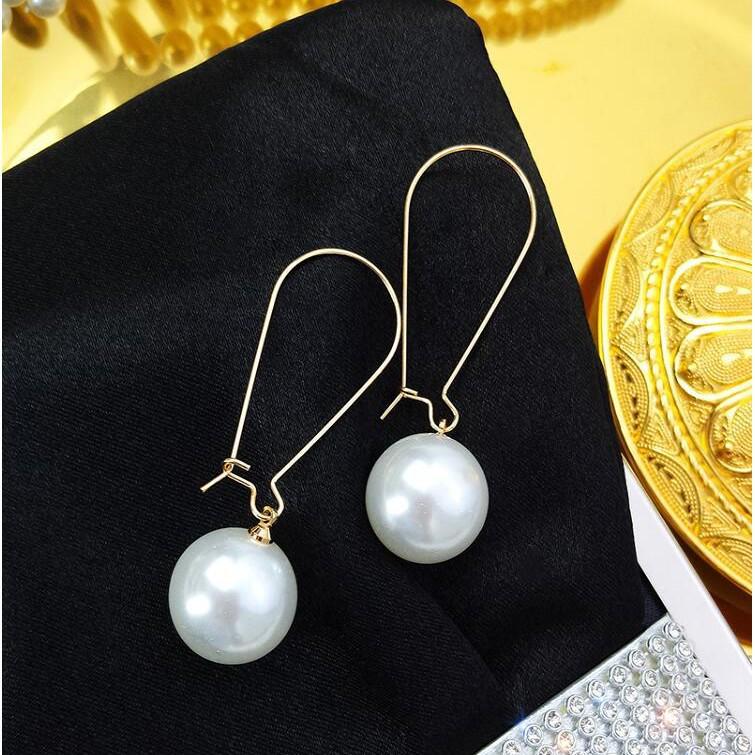 2019 Stylish Long Pearl Earrings: Slimming, Bold Statement Jewelry for Women