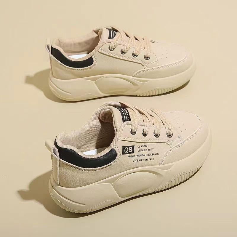 Dicksohlige Weichsohlen Weiße Schuhe für Damen Frühling und Herbst Neue Vielseitige Sneaker Dad Shoes Lässige Sportschuhe