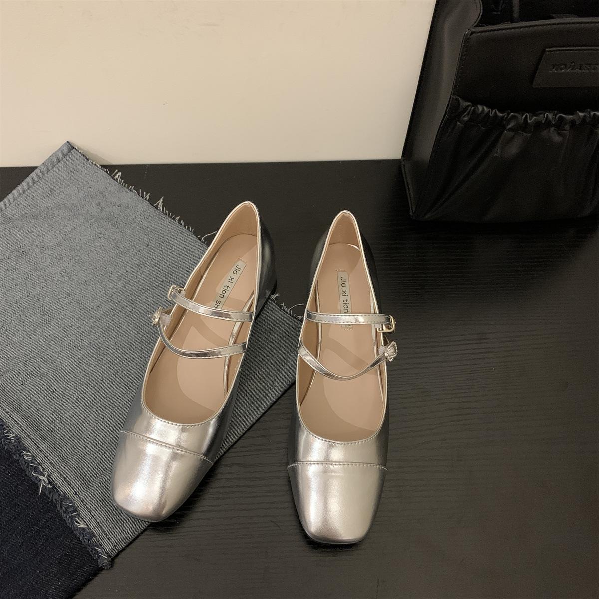 

French thick heel niche single shoes women s shoes spring and autumn new red with skirt square head Mary Jane shoes 39 срібний