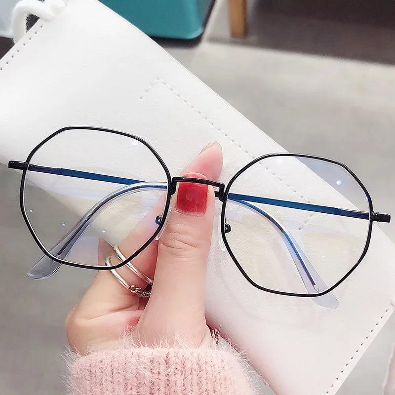 Korean Fashion Anti Blue Light Round Glasses Ultra-Light Metal Frame Ant Fatigue Women Vintage Eye Protection Plain Spectacles