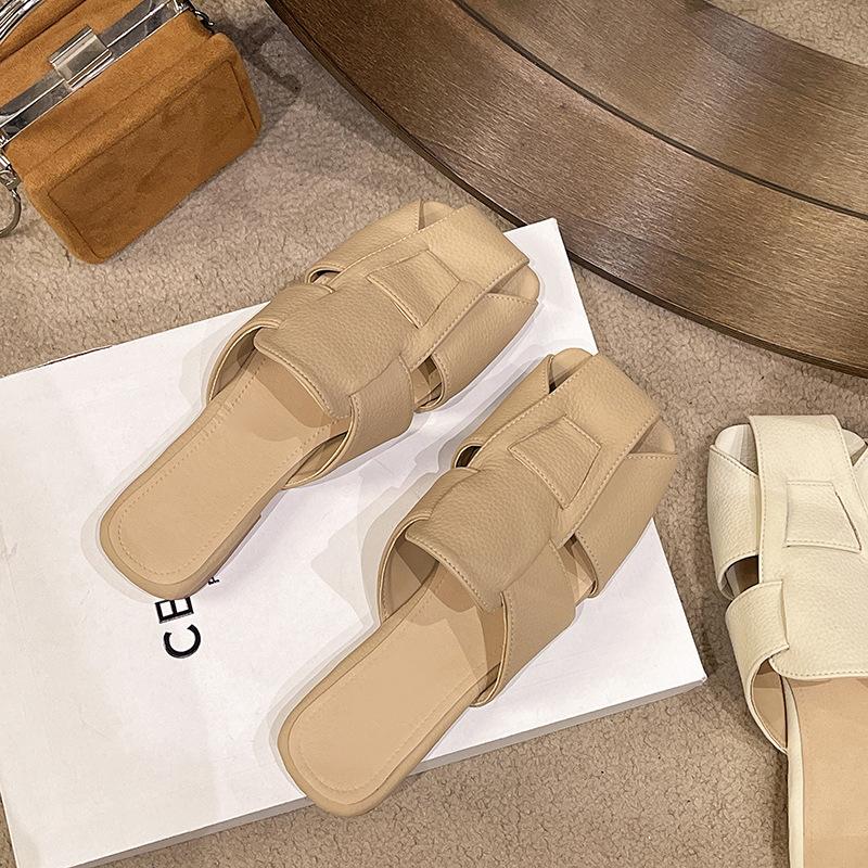 

2024 Новые летние модные универсальные тапочки Baotou с плоской подошвой, женская верхняя одежда с полой квадратной головкой, обувь Muller Tide 35 хаки