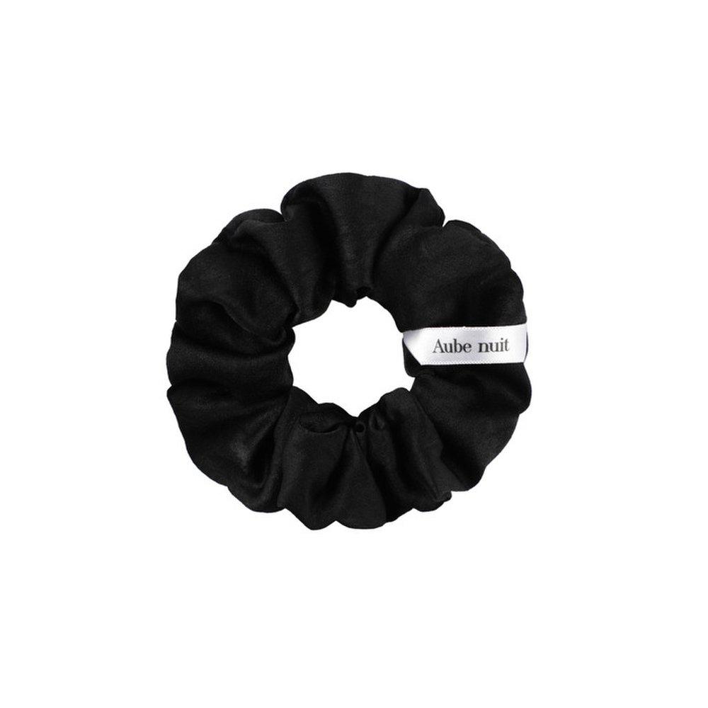 

Сатиновая резинка для волос с заломами Черная S