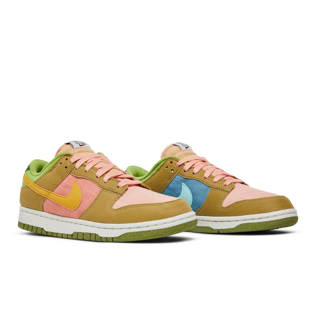Nike Dunk Low 'Sun Club - Arctic Orange Sanded Gold' (Unisex) Arctic Orange / Sanded Gold Skateboard Shoes DM0583 800