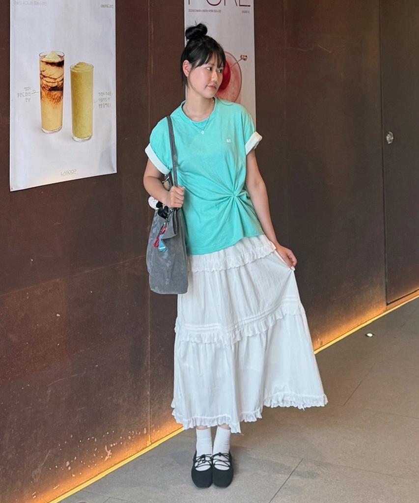 AWESOME STUDIO Color Block Roll-Up Sleeve T-Shirt Pistachio
