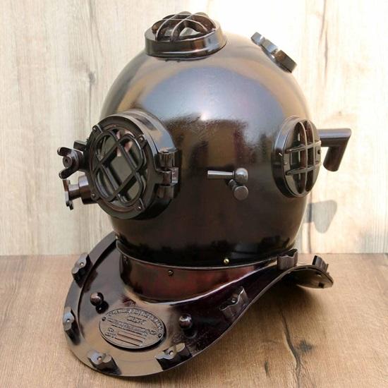 45.72 Cm Diver Helmet  Maritime Nautical Collectible  Home Decor Accent