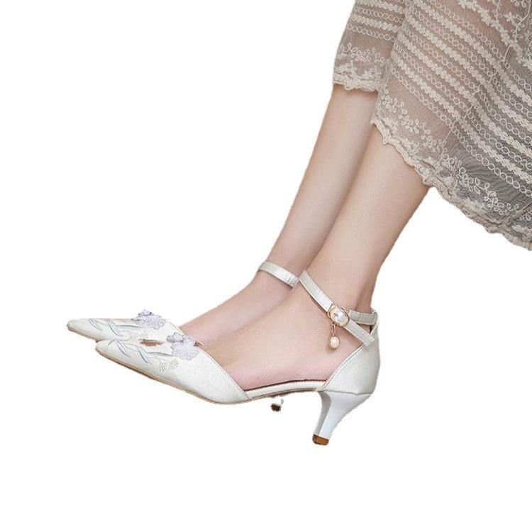 Ethnic Style Embroidered Cheongsam Shoes Temperament Pointed Head Thin Middle Heel One-word Buckle Bag Head Sandals Retro Style Fairy Style
