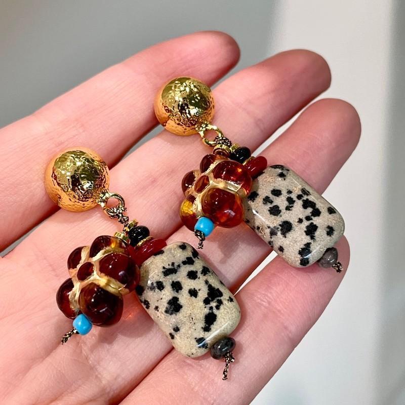 Natural tiger's eye stone series stud earrings for women Maillard exquisite retro earrings niche light luxury high-end temperament earrings