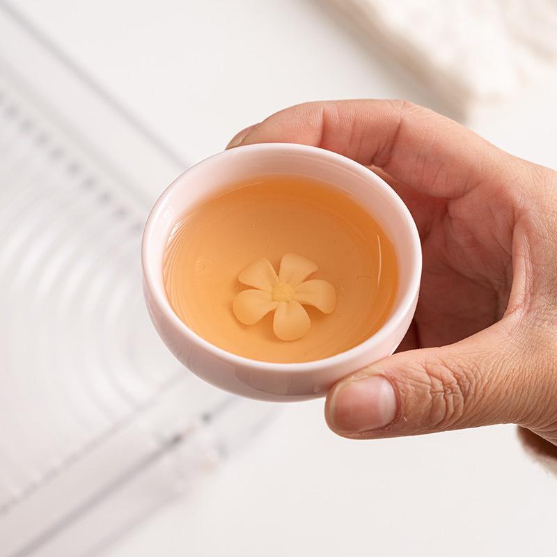 Handmade Cerc Tea Cup Floral Design Chinese Sle Tea Set Accory for Brewing Tea Pink Color Gongfu Tea Drinking Cup