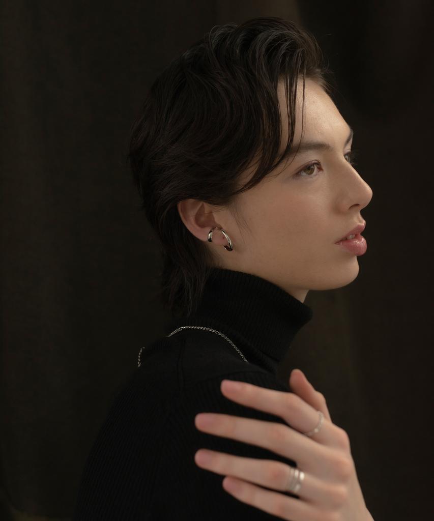 Novice Tokyo Double Layered Hoop Ear Cuff / Silver