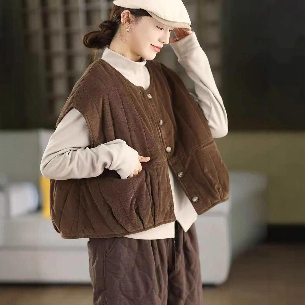 2025 Autumn/Winter Quilted Cotton Round Neck Vest - Artistic Retro Outerwear