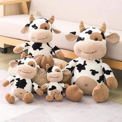 Prodotto di moda, mucca, giocattolo, simpatici animali, bestiame, peluche, bambola di pezza, regalo di compleanno per bambini.