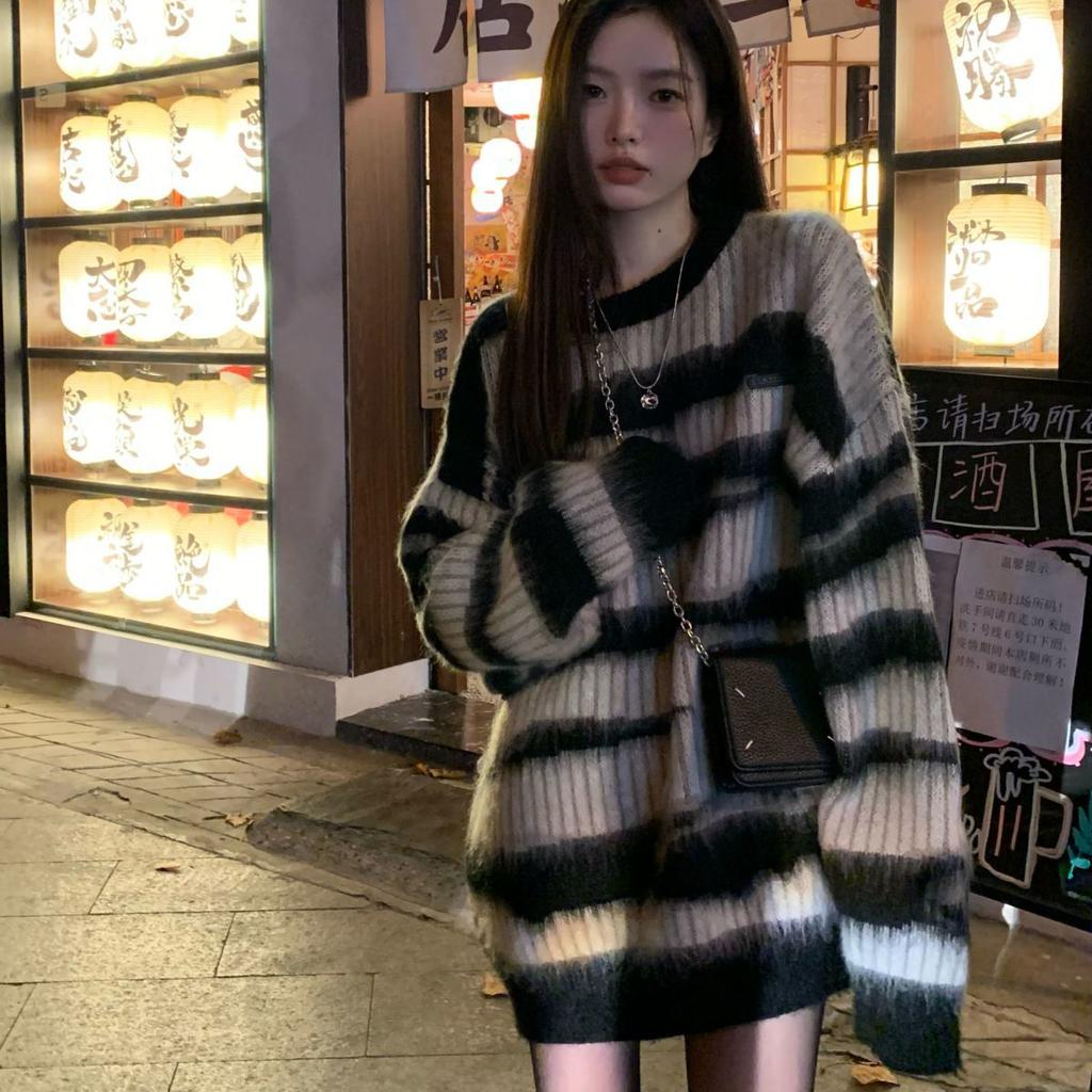 Y2K Grunge Black Striped Sweater Women Harajuku Korean Oversize Winter Pullover Jerseys Hippie Vintage Knit Jumper