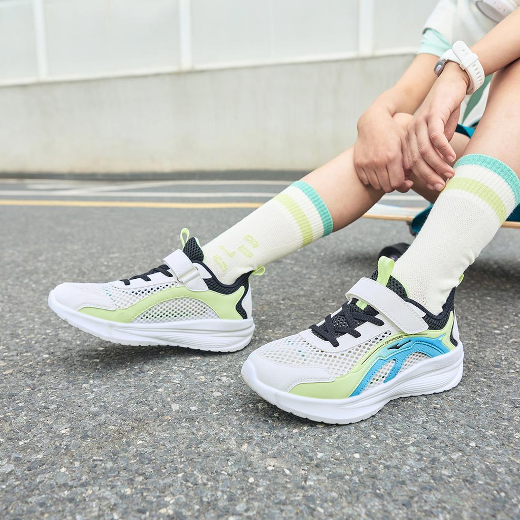 Hengxing Erke Childrens Whale Jump Synthetic Leather Fabric Mesh Velcro Low-Top Running Shoes Kids sneakers 65125203113-005