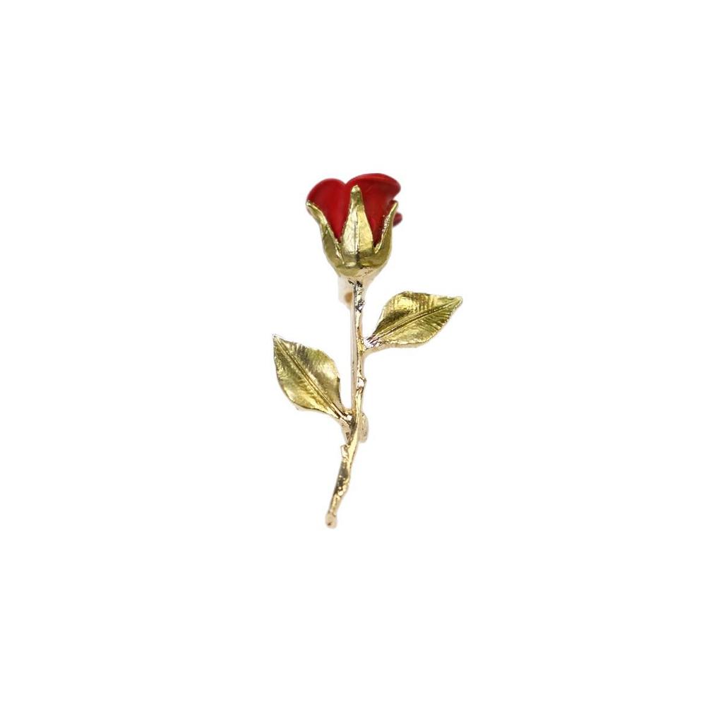 French Romantic Red Rose Brooch: Exquisite Three-Dimensional Flower Pin with Festive Flair.