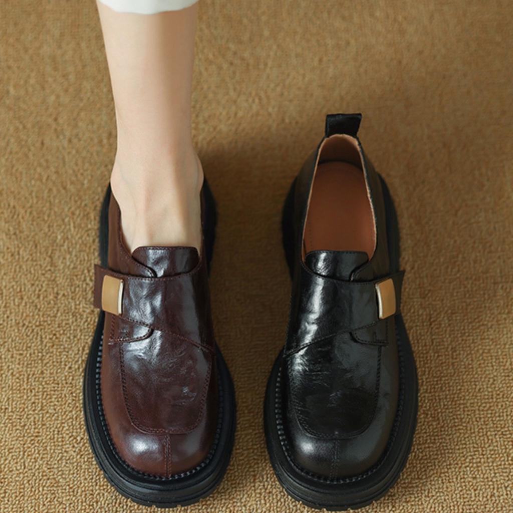 [Fanfna] 2025 Autumn Thick-soled Small Man British Academy Style Loafers Women's Small Leather Shoes Are Versatile