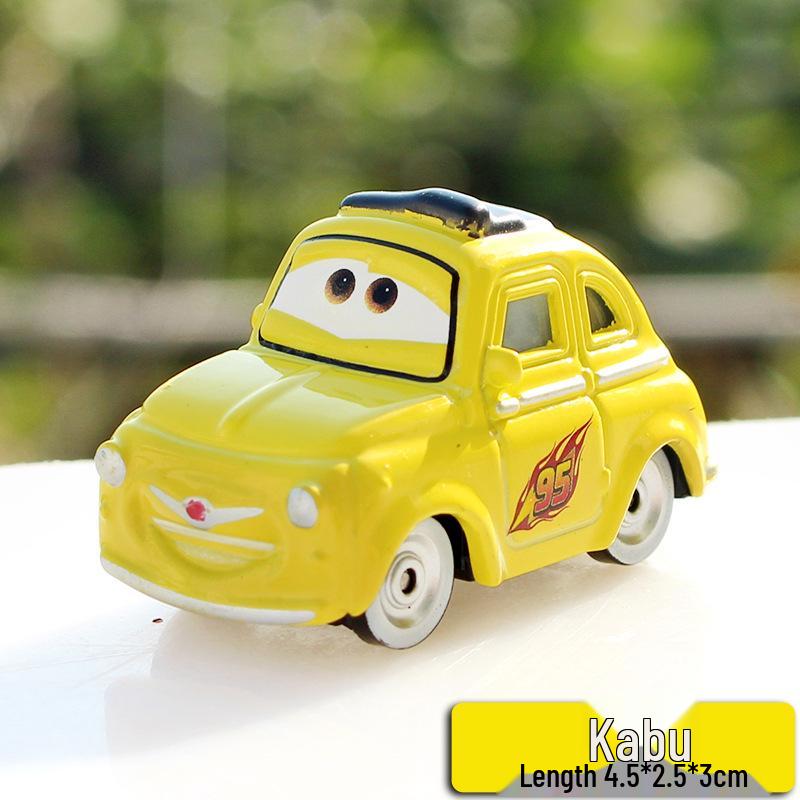 Cars 2 Mater Granny & Dr. Keno Diecast Toy Car Model