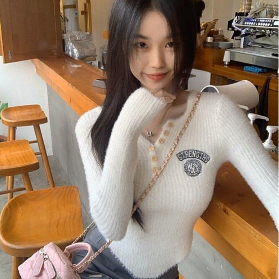 

Шикарный вязаный свитер из искусственной норки с вышивкой в виде букв: Осень/Зима Приталенный Стильный Базовый Слой S [80-90 jin]