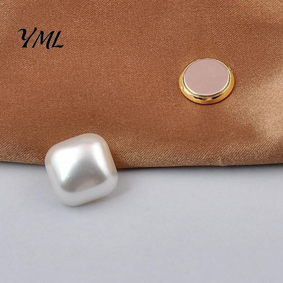 No Sew Cardigan Button 2Pcs Faux Pearl Magnetic Clothes Button, Fake Cat Eye Stone Brooch Set Safety for Shirts Scarf Shawl, Decorative Clothing