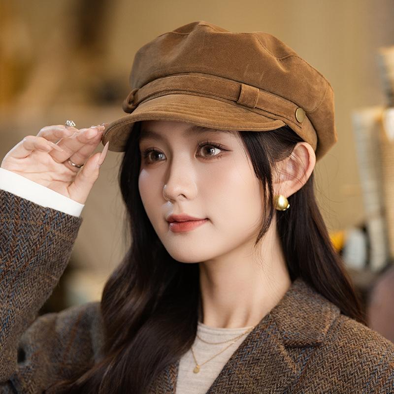 Versatile Retro British Style Beret FallSeason and ColdSeason Leather Velvet DailyWear and Styleable Navy Hat Outside Windproof Warm BrandNewspaper