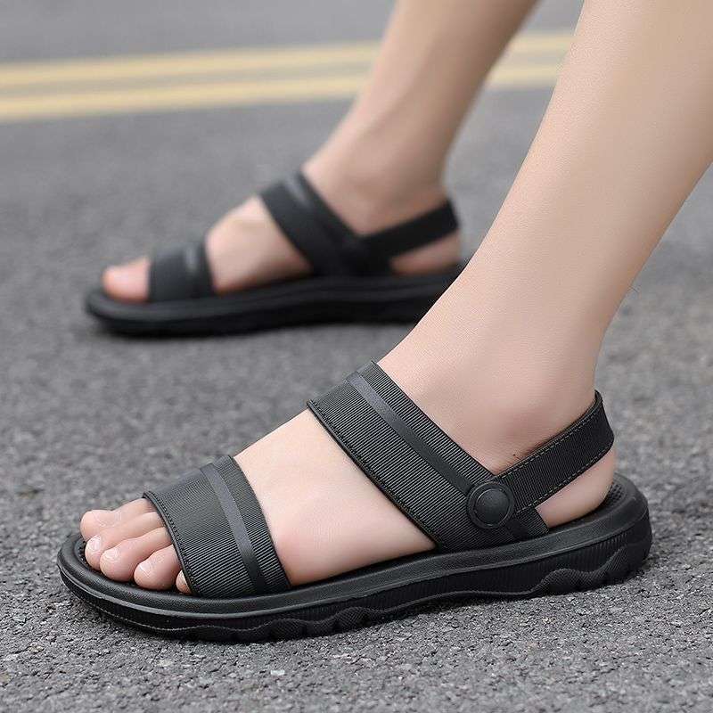 Sandals Men's 2025 New Summer Vietnam Beach Shoes Korean Version Versatile Dual-purpose Outer Wear Men's Flat Shoes Men's Trend