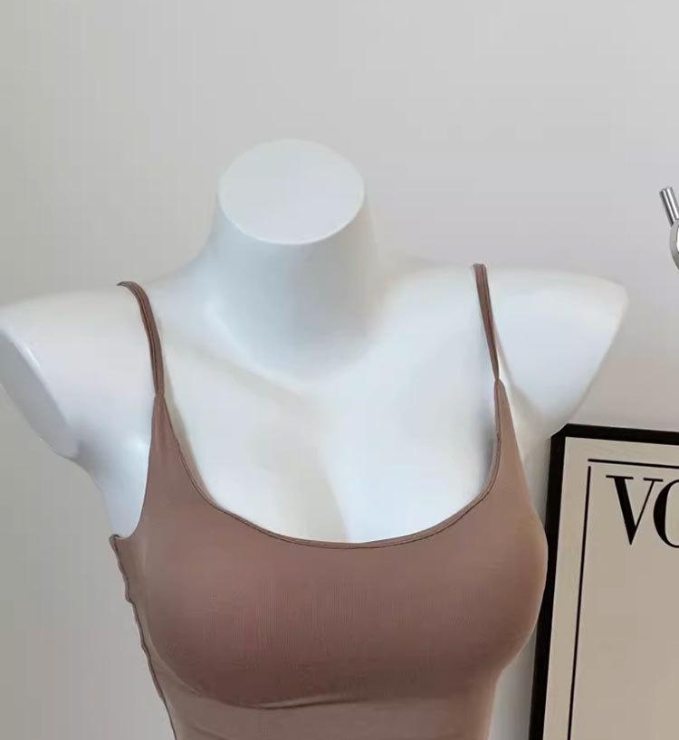 Slim-Fit Women's Camisole with Built-In Bra Pads – Anti-Expansion, Chest-Enhancing Inner Wear for Summer.