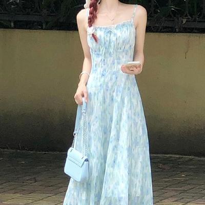 Damen Französischblaues Blumen Ärmelloses Langes Kleid – Sommer 2024 Kollektion, Schlankmachende Taille, Trägerstil