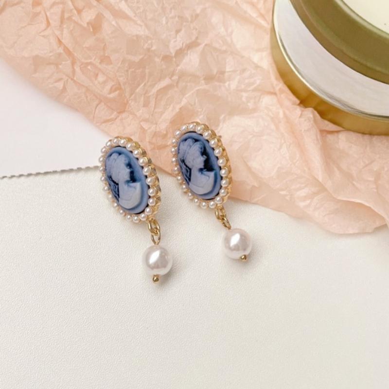 Vintage Palace Blue Cameo Portrait Stud Earrings with Imitation Pearls and Silver Posts