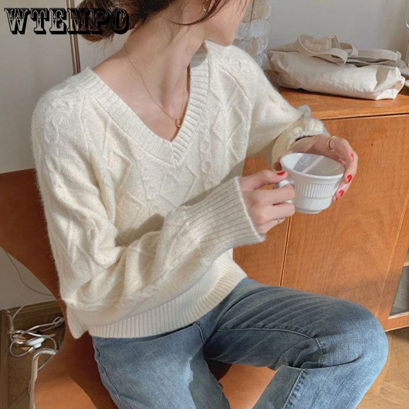 Knitted Heart Pattern Women Sweater Sweet Loose Short Pull Pullover Simple Casual Style V-neck Long Sleeve Top Korean Fashion