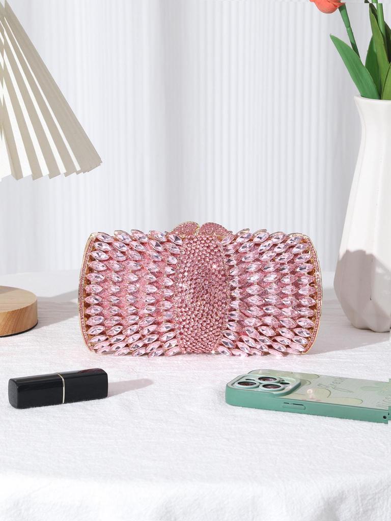 European-American Rhinestone Clutch: Creative Hollowed-Out Women's Evening Handbag for Banquets