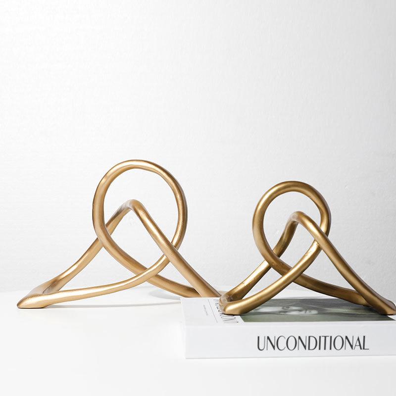 Minimalist Modern Black Resin Knot Sculpture Ornament, Luxury Soft Furnishing Decor for Showroom Living Room TV Cabinet Home Display