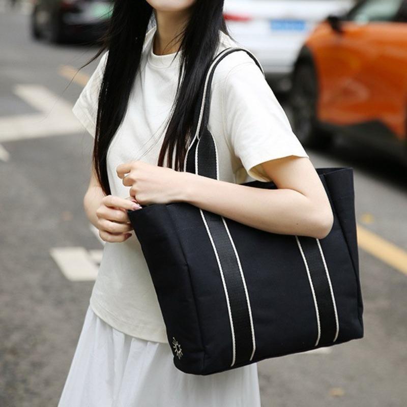 New Canvas Simple Shoulder Bag Women's Fashion Travel Portable Messenger Bag Large Capacity Premium Tote Bag