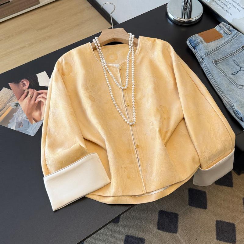 

Age-Reducing Silk Jacquard Jacket for Middle-Aged Women - New Chinese Style, Folded Sleeve, Plus Size Large жёлтый