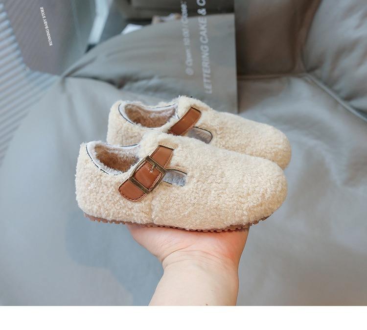 

Children Loafers Casual Shoes Boat Shoes Girls Sneakers New Winter Fashion Shallow Furry Shoes Girl Slip on Footwear I09195 21 білий