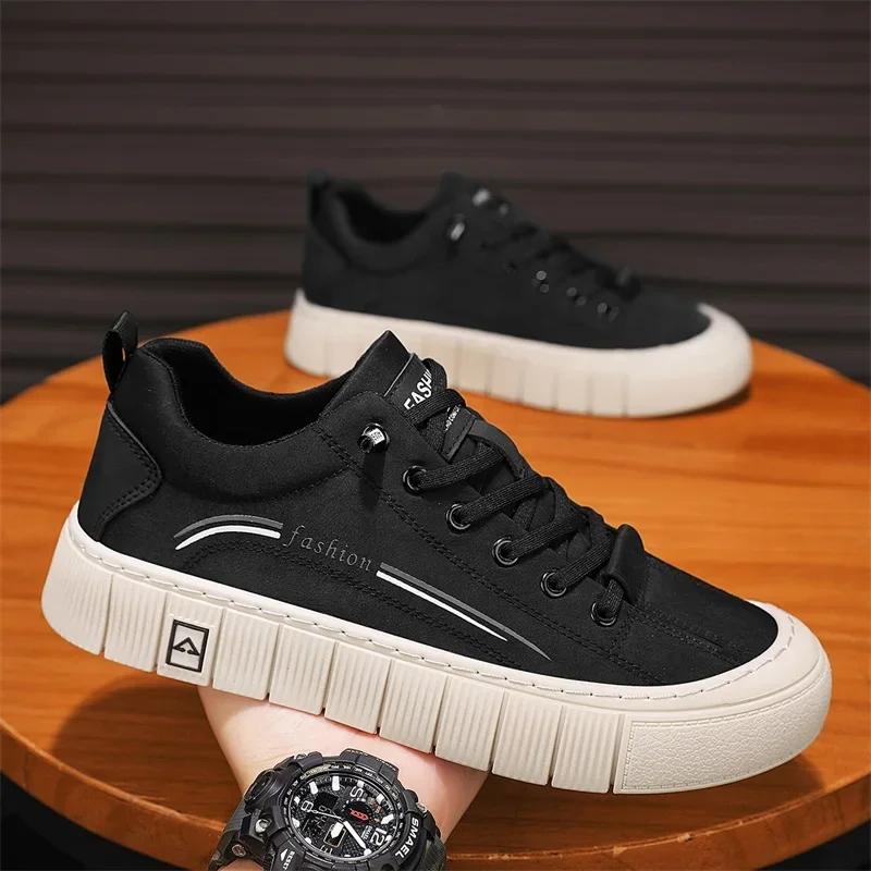 Lightweight Sneakers Man Shoes Spring Autumn 2025 New Casual Men Shoes Fashion Comfortable Non-slip Green Shoes Black Skateboard