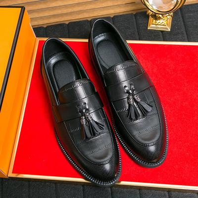 Buty męskie duży rozmiar nowe mokasyny moda męska rękawica na stopę frędzlowane skórzane buty styl brytyjski dżentelmen męskie buty ślubne