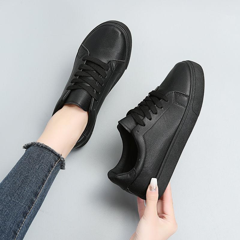 

Полностью черная спортивная обувь для женщин, поверхность из искусственной кожи, водонепроницаемая и нескользящая мягкая подошва, супермягкая, легкая и неутомительная 35 чёрный