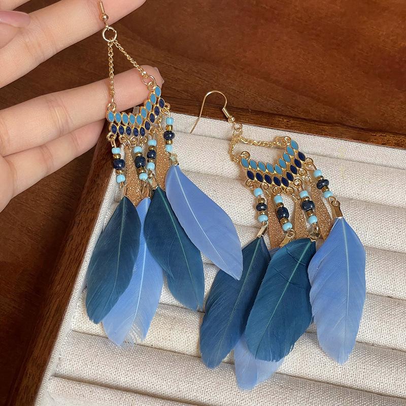 Retro Ethnic Style Feathers Long Ear Hooks Bohemian Vacation Style Earrings Earrings, Earrings, Personalized High-end Earrings Women