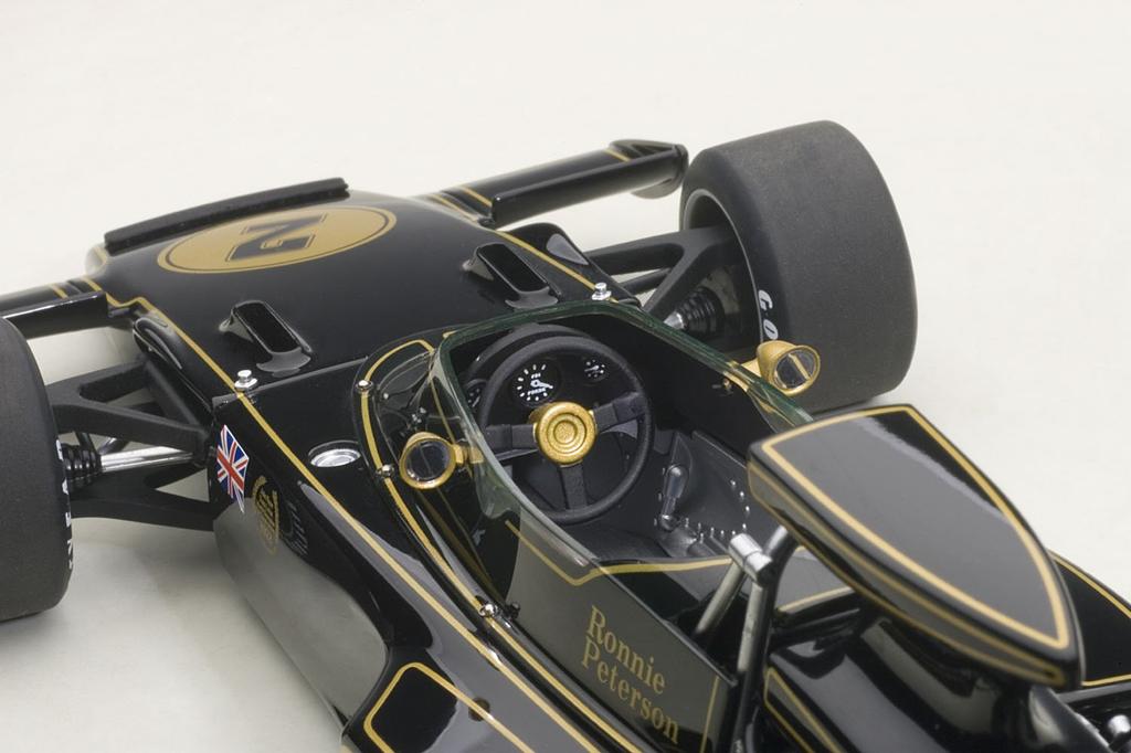 AUTOart 1/18 Lotus 72E 1973 #2 Ronnie Peterson