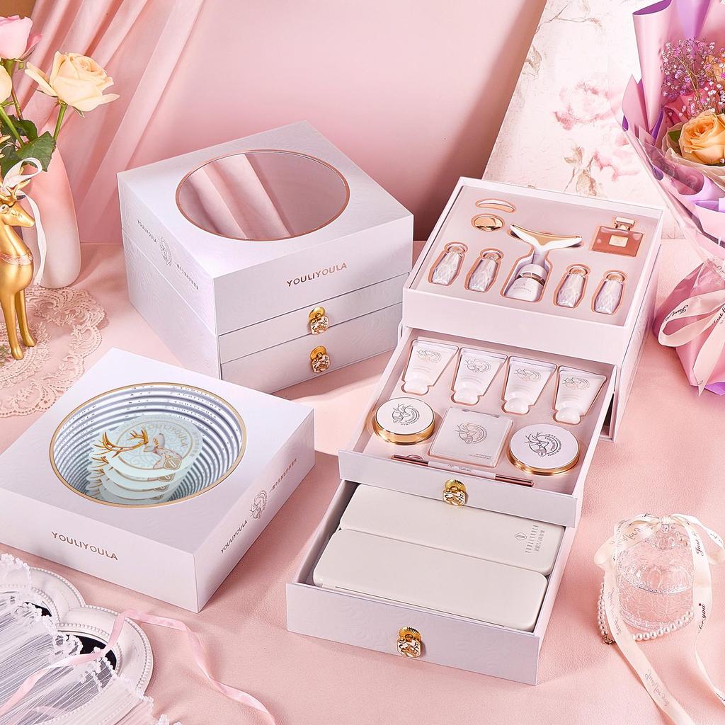 Forever Love 17-Piece Makeup & Skincare Set - High-Quality Holiday Gift for Beginners